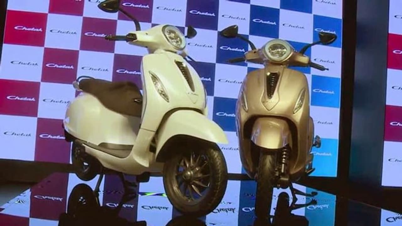 নতুন রূপে আবার বাজারে ফিরছে বাজাজ চেতক