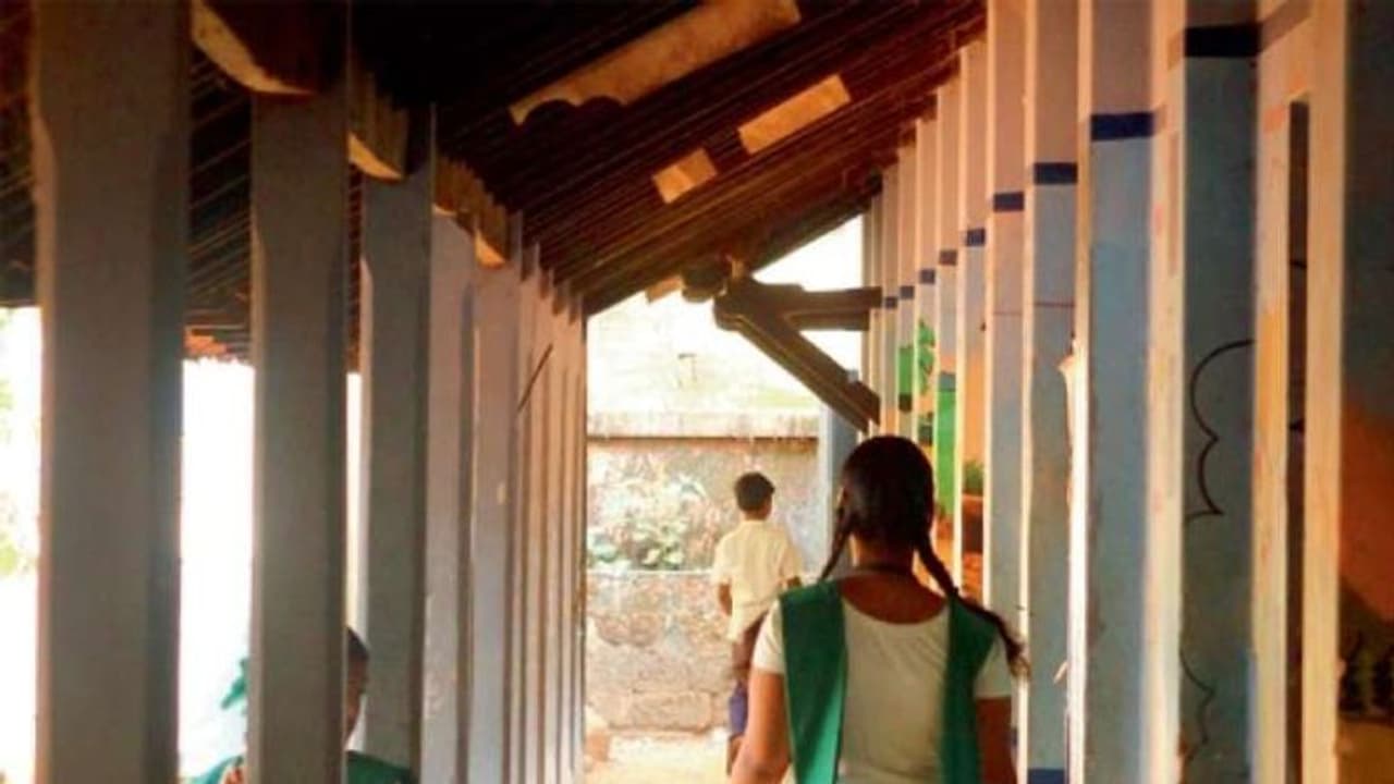 ഉപതെരഞ്ഞെടുപ്പ്; അഞ്ച് നിയമസഭാ മണ്ഡലങ്ങളിലെ വിദ്യാഭ്യാസ സ്ഥാപനങ്ങൾക്ക് അവധി ഉപതെരഞ്ഞെടുപ്പ്; അഞ്ച് നിയമസഭാ മണ്ഡലങ്ങളിലെ വിദ്യാഭ്യാസ സ്ഥാപനങ്ങൾക്ക് അവധി