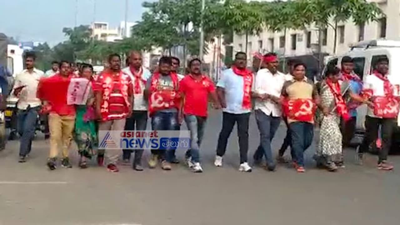 മമത സർക്കാരിൻ്റെ പിൻവാതിൽ നിയമനങ്ങളിൽ പ്രതിഷേധിച്ച് ബംഗാളിൽ ഇന്ന് ഇടതു പാര്ട്ടികളുടെ ഹർത്താൽ മമത സർക്കാരിൻ്റെ പിൻവാതിൽ നിയമനങ്ങളിൽ പ്രതിഷേധിച്ച് ബംഗാളിൽ ഇന്ന് ഇടതു പാര്ട്ടികളുടെ ഹർത്താൽ