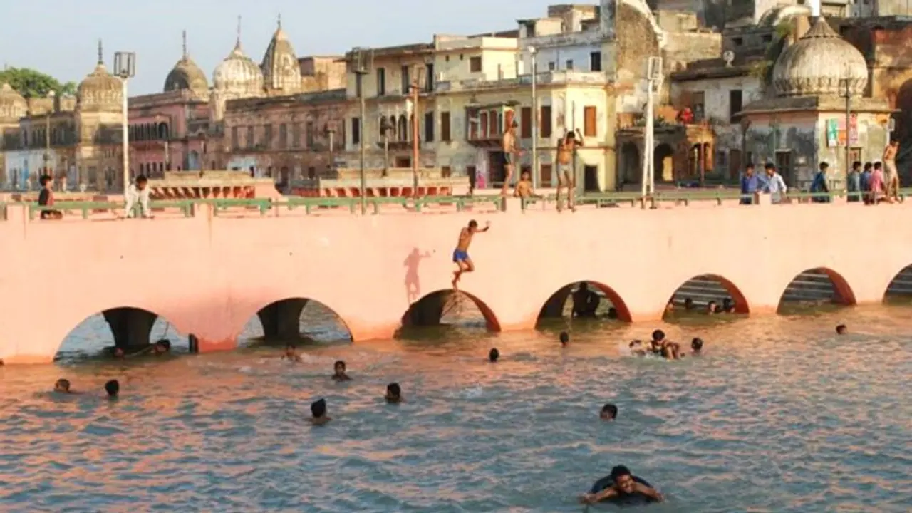 'ಅಯೋಧ್ಯೆ ಬಗ್ಗೆ ಮಾತು ಆಡುವಾಗ ಹುಷಾರ್' ಸಚಿವರಿಗೆ ಸಿಎಂ ವಾರ್ನಿಂಗ್ 'ಅಯೋಧ್ಯೆ ಬಗ್ಗೆ ಮಾತು ಆಡುವಾಗ ಹುಷಾರ್' ಸಚಿವರಿಗೆ ಸಿಎಂ ವಾರ್ನಿಂಗ್