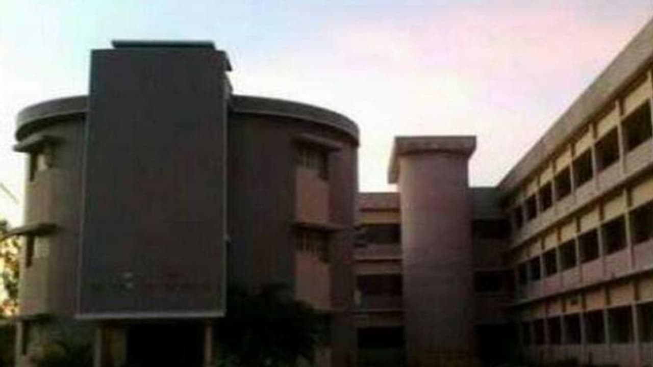 ಸಾಗರದಿಂದ ಸೊರಬಕ್ಕೆ ಹೊರಟ ಹೈಸ್ಕೂಲ್ ವಿದ್ಯಾರ್ಥಿನಿ ನಿಗೂಢ ಕಣ್ಮರೆ ಸಾಗರದಿಂದ ಸೊರಬಕ್ಕೆ ಹೊರಟ ಹೈಸ್ಕೂಲ್ ವಿದ್ಯಾರ್ಥಿನಿ ನಿಗೂಢ ಕಣ್ಮರೆ