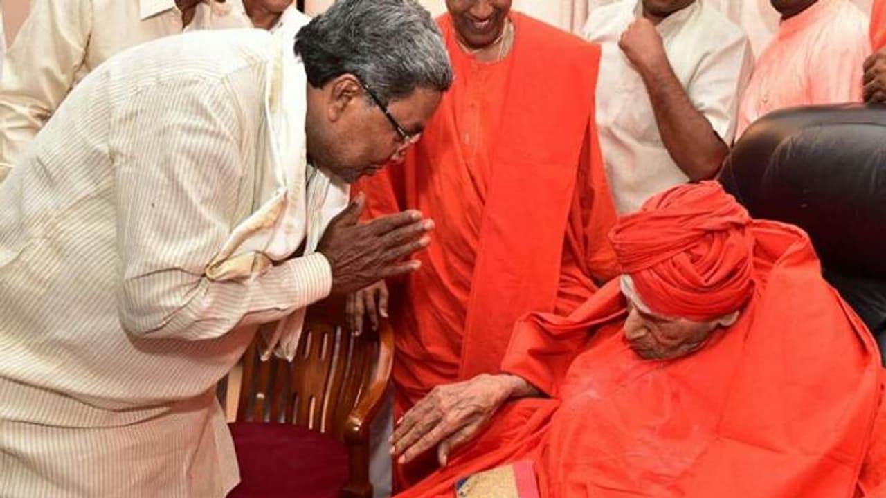 'ಸಾವರ್ಕರ್ಗೆ ಆಮೇಲೆ ಕೊಡುವಿರಂತೆ, ಮೊದಲು ಸಿದ್ದಗಂಗಾ ಶ್ರೀಗೆ ಭಾರತರತ್ನ ನೀಡಿ' 'ಸಾವರ್ಕರ್ಗೆ ಆಮೇಲೆ ಕೊಡುವಿರಂತೆ, ಮೊದಲು ಸಿದ್ದಗಂಗಾ ಶ್ರೀಗೆ ಭಾರತರತ್ನ ನೀಡಿ'