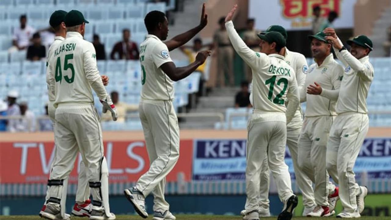 ആറ് പുതുമുഖങ്ങളുമായി ഇംഗ്ലണ്ടിനെതിരായ ടെസ്റ്റ് ടീമിനെ പ്രഖ്യാപിച്ച് ദക്ഷിണാഫ്രിക്ക ആറ് പുതുമുഖങ്ങളുമായി ഇംഗ്ലണ്ടിനെതിരായ ടെസ്റ്റ് ടീമിനെ പ്രഖ്യാപിച്ച് ദക്ഷിണാഫ്രിക്ക