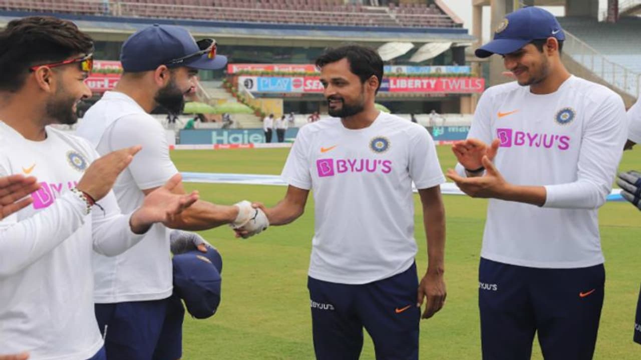 ধোনির শহরে কোহলির অধিনায়কত্বে ঘরের মাঠে স্বপ্নের অভিষেক শাহবাজ নাদিমের ধোনির শহরে কোহলির অধিনায়কত্বে ঘরের মাঠে স্বপ্নের অভিষেক শাহবাজ নাদিমের