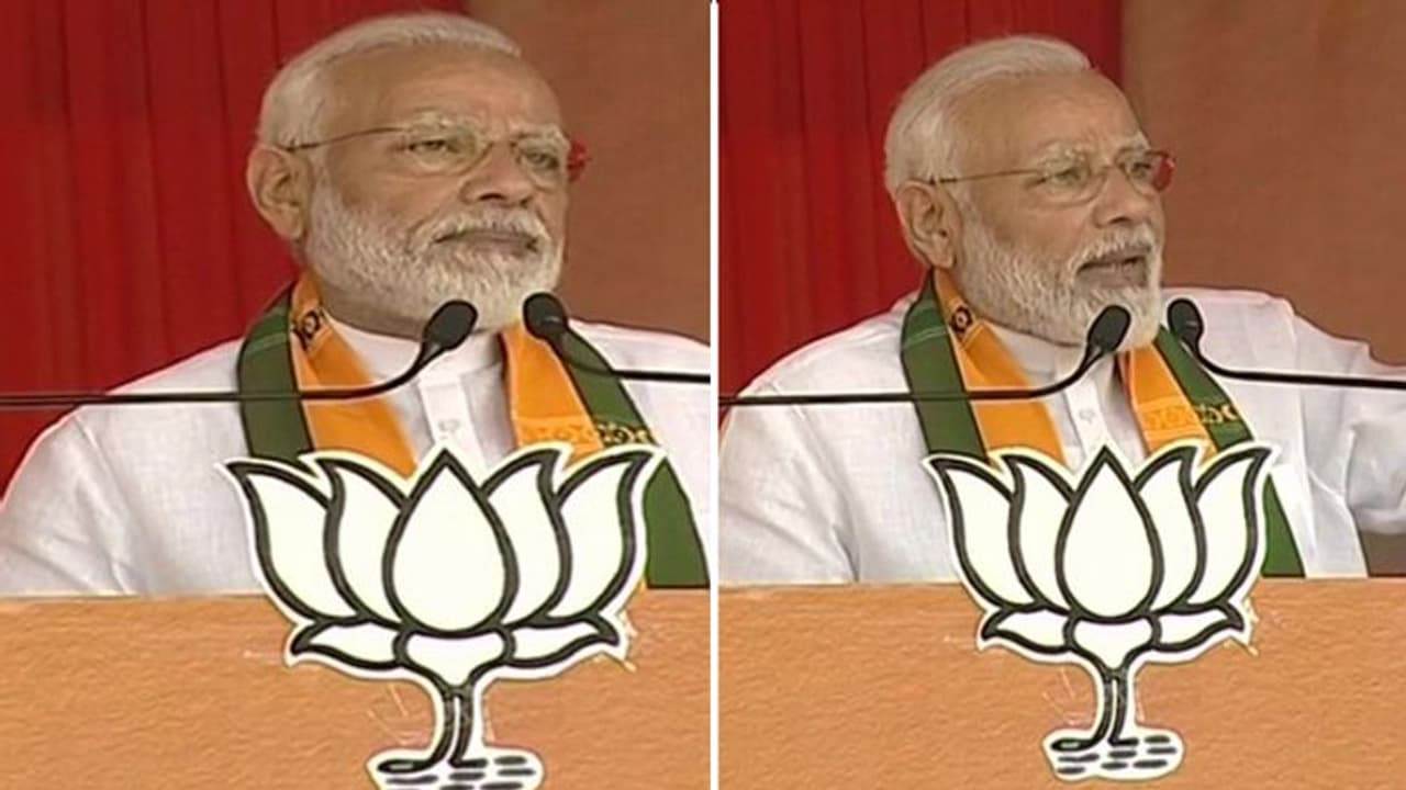 कश्मीर तबाह हो गया, तिरंगे का अपमान होता रहा और कांग्रेस देखती रहीः सिरसा में बोले पीएम मोदी कश्मीर तबाह हो गया, तिरंगे का अपमान होता रहा और कांग्रेस देखती रहीः सिरसा में बोले पीएम मोदी