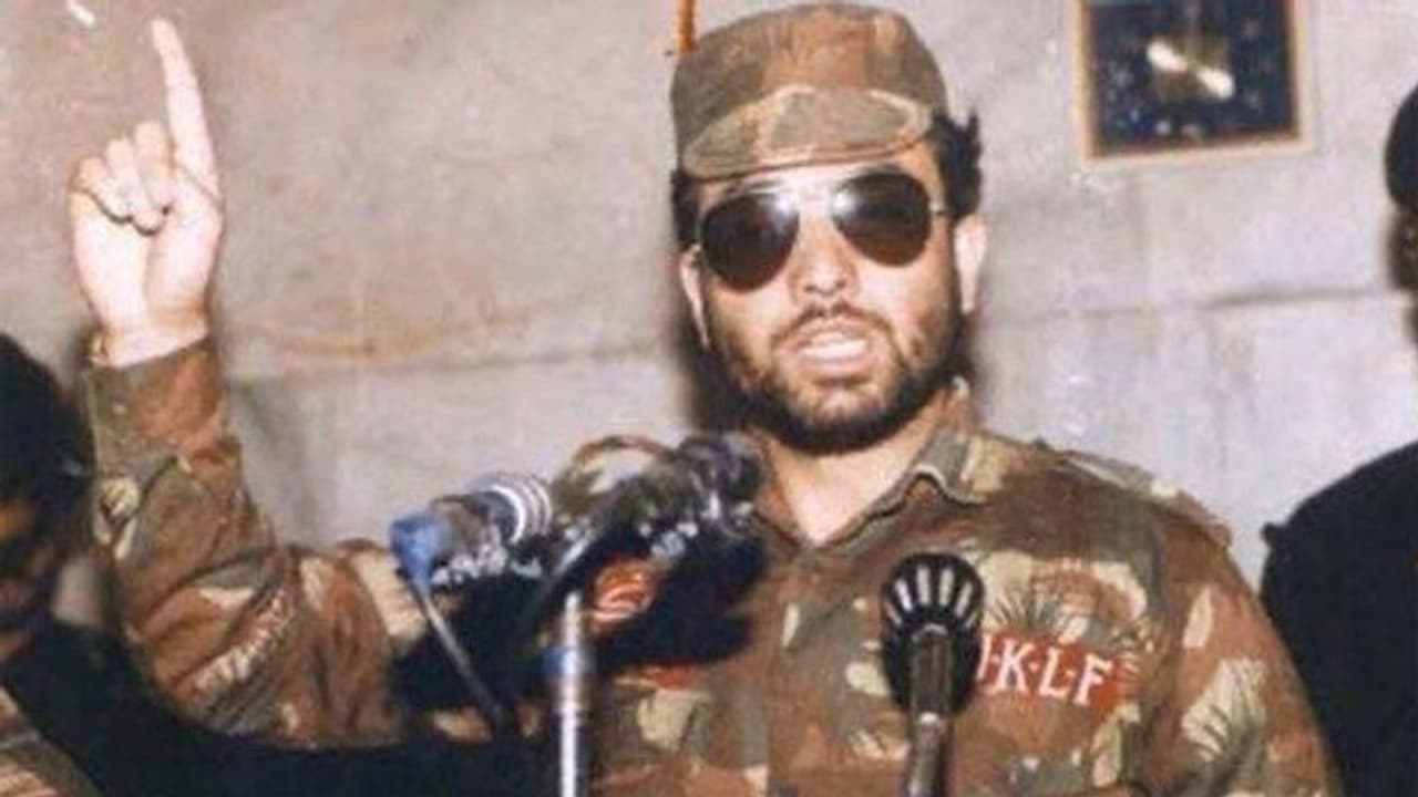 ആദ്യം യാസിൻ മാലിക്, ഇപ്പോളിതാ ജാവേദ് മീർ 1990 ലെ കശ്മീർ വ്യോമസേനാ രക്തസാക്ഷികൾക്ക് നീതി കിട്ടിത്തുടങ്ങിയോ? ആദ്യം യാസിൻ മാലിക്, ഇപ്പോളിതാ ജാവേദ് മീർ 1990 ലെ കശ്മീർ വ്യോമസേനാ രക്തസാക്ഷികൾക്ക് നീതി കിട്ടിത്തുടങ്ങിയോ?