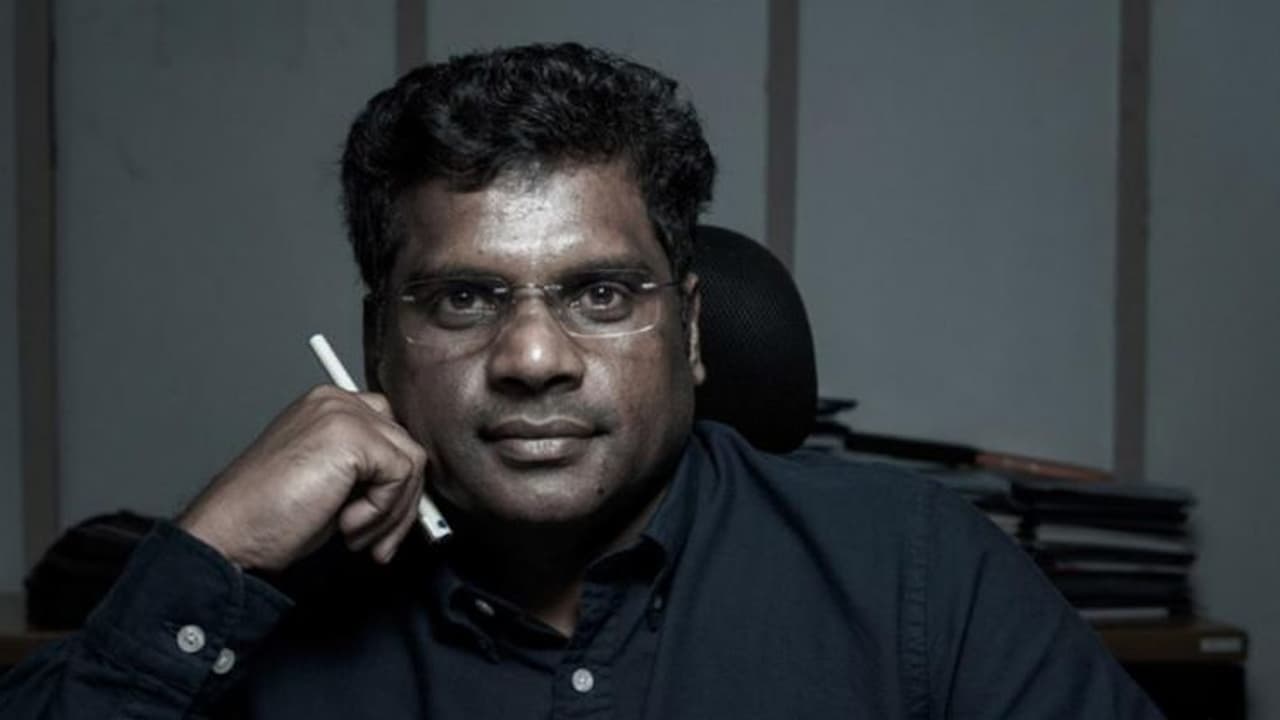 'நீங்க தப்பு செய்றத பார்க்க நான் வேலைக்கு வரல.. அத்தனை பேரையும் சஸ்பெண்ட் பண்ணிருவேன்'..! முதல்வன் பட பாணியில் அதிகாரிகளை வெளுத்து வாங்கிய ஆட்சியர்..! 'நீங்க தப்பு செய்றத பார்க்க நான் வேலைக்கு வரல.. அத்தனை பேரையும் சஸ்பெண்ட் பண்ணிருவேன்'..! முதல்வன் பட பாணியில் அதிகாரிகளை வெளுத்து வாங்கிய ஆட்சியர்..!