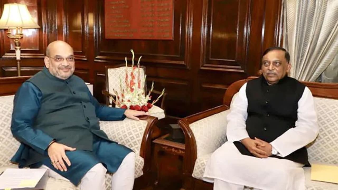 BSF जवान की मौत: जरूरत पड़ने पर अमित शाह से बात करेंगे बांग्लादेश के गृह मंत्री BSF जवान की मौत: जरूरत पड़ने पर अमित शाह से बात करेंगे बांग्लादेश के गृह मंत्री