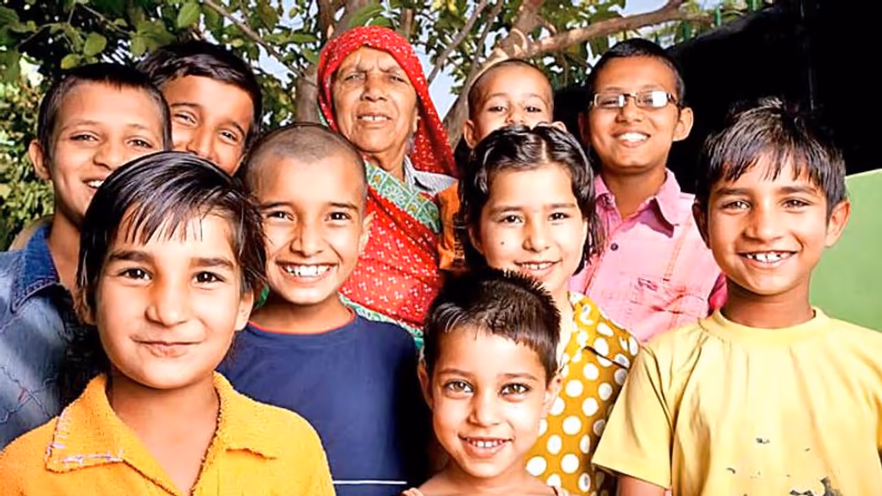 कैसे होते हैं पुष्य नक्षत्र में जन्मे लोग? जानिए इस नक्षत्र से जुड़ी 10 खास और रोचक बातें कैसे होते हैं पुष्य नक्षत्र में जन्मे लोग? जानिए इस नक्षत्र से जुड़ी 10 खास और रोचक बातें