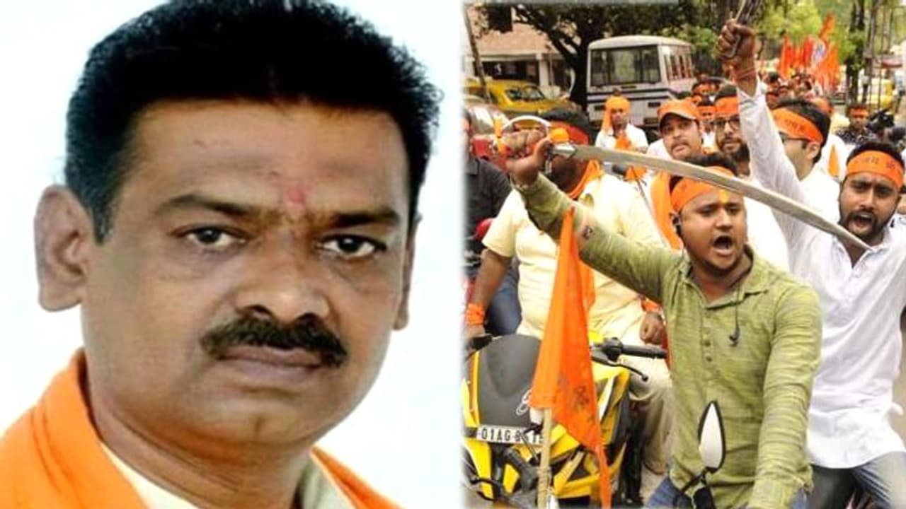 BJP नेता का बयान: धनतेरस पर जेवर बर्तन की बजाए खरीदें तलवार, आएगी काम BJP नेता का बयान: धनतेरस पर जेवर बर्तन की बजाए खरीदें तलवार, आएगी काम