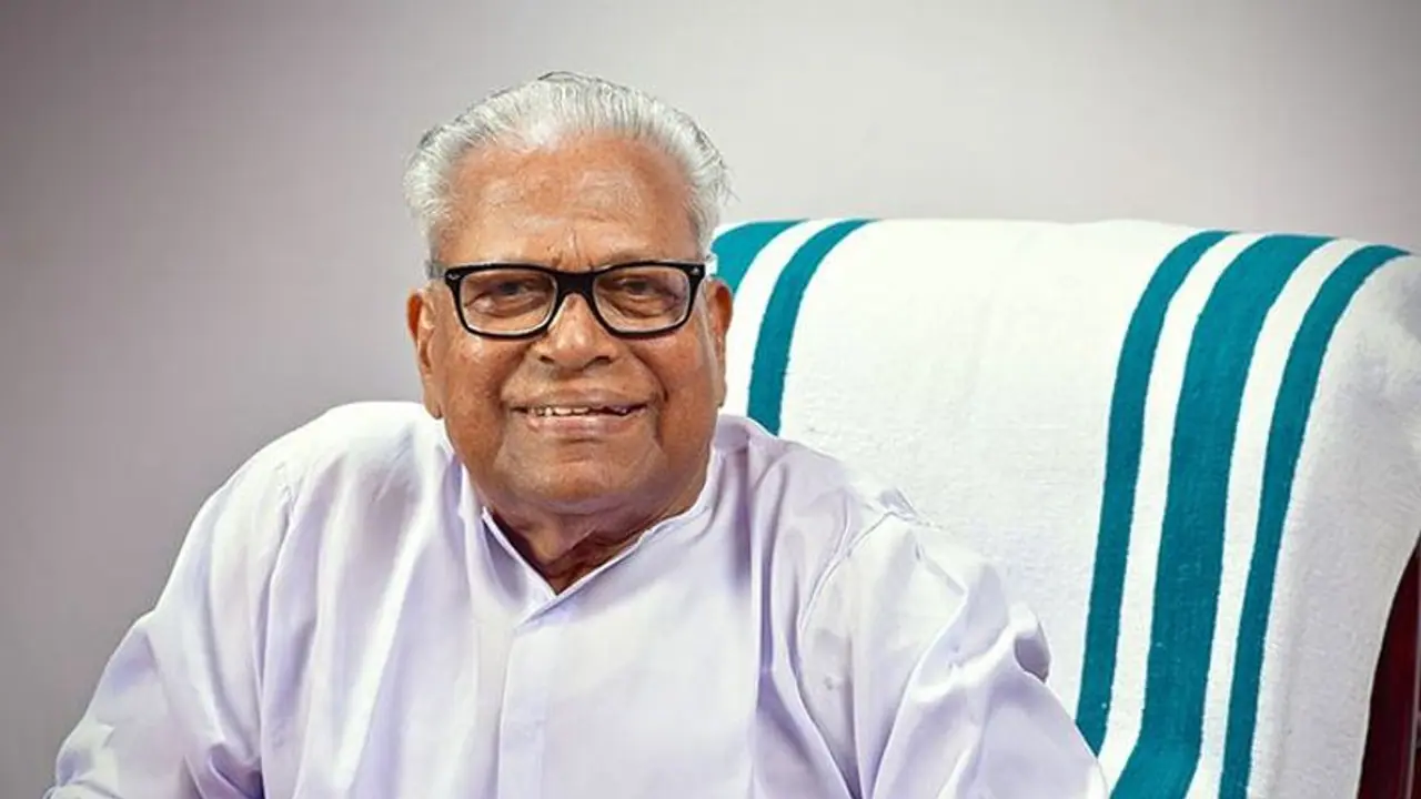 ഭരണപരിഷ്കാര കമ്മീഷൻ അധ്യക്ഷ സ്ഥാനം വിഎസ് രാജിവച്ചു