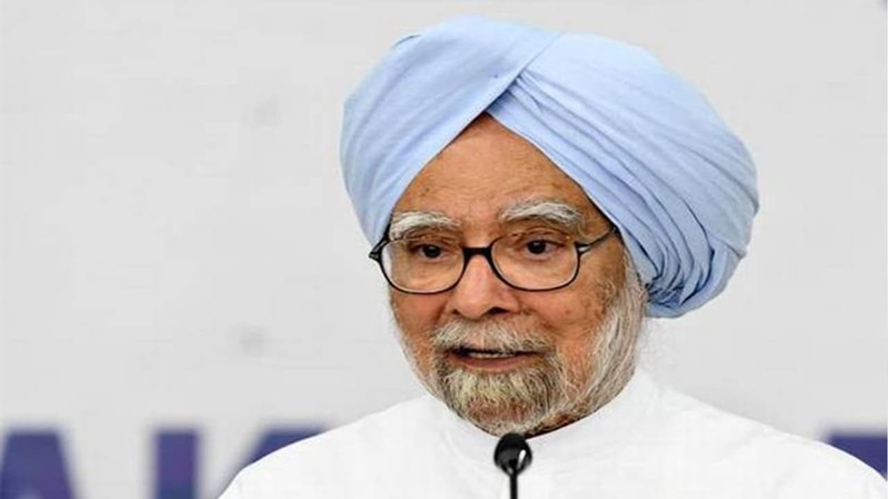 పాకిస్తాన్ లో మైనార్టీల ఊచకోత: మన్మోహన్ సింగ్ కు భారత పౌరసత్వం ఎలా వచ్చిందో తెలుసా...?