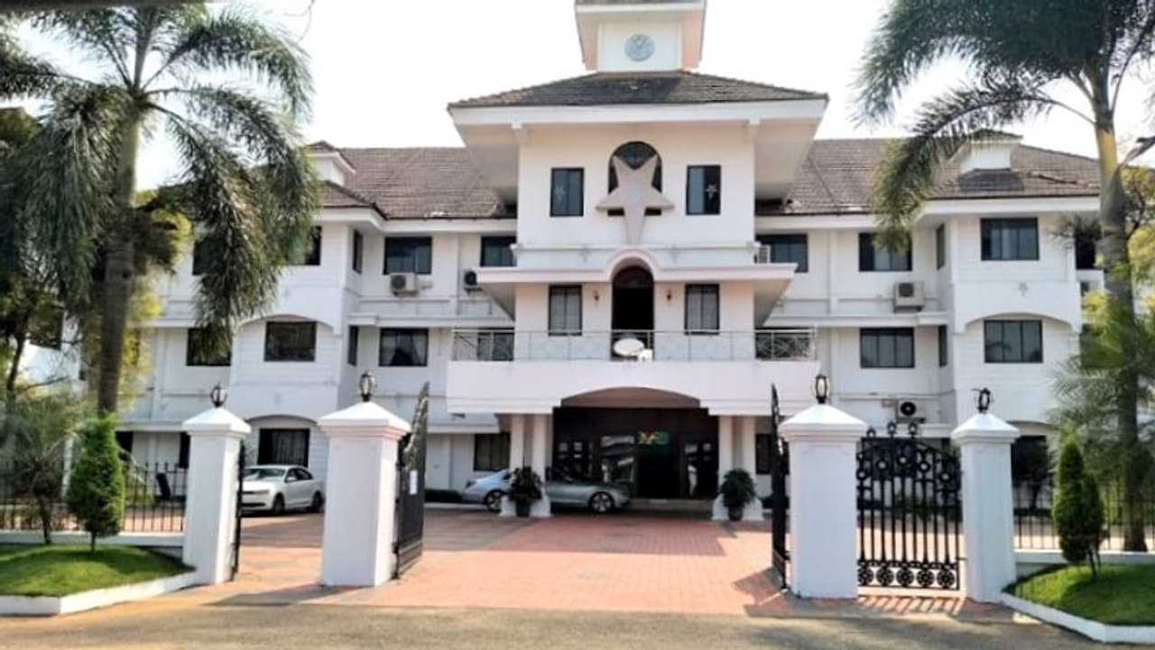 1934 ലെ ഭരണഘടന ഓര്ത്തഡോക്സ് സഭ ഹാജരാക്കണം; സര്ക്കാരിന് യാക്കോബായ സഭയുടെ കത്ത് 1934 ലെ ഭരണഘടന ഓര്ത്തഡോക്സ് സഭ ഹാജരാക്കണം; സര്ക്കാരിന് യാക്കോബായ സഭയുടെ കത്ത്