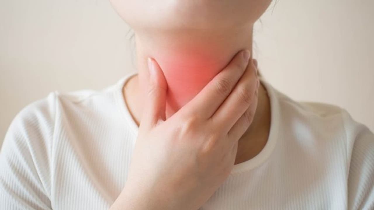 തൊണ്ടമുള്ള്; ഈ ലക്ഷണങ്ങളെ അവഗണിക്കരുത്...