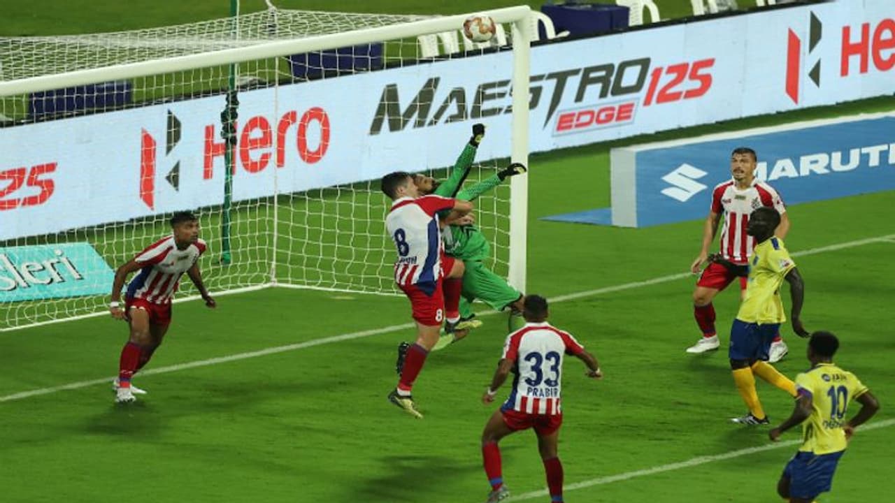 ঘরের মাঠে বিশ্রী হার এটিকের, খেতাব জয়ের লড়াইয়ে ফিরে এলো চেন্নাইয়ান ঘরের মাঠে বিশ্রী হার এটিকের, খেতাব জয়ের লড়াইয়ে ফিরে এলো চেন্নাইয়ান