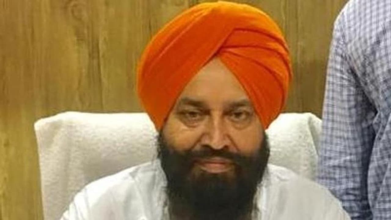 വോട്ടിംഗ് മെഷീനില് കൃത്രിമം കാണിച്ചിട്ടുണ്ട്, എല്ലാ വോട്ടും പാര്ട്ടിക്ക് കിട്ടുമെന്ന് ബിജെപി സ്ഥാനാര്ത്ഥി വോട്ടിംഗ് മെഷീനില് കൃത്രിമം കാണിച്ചിട്ടുണ്ട്, എല്ലാ വോട്ടും പാര്ട്ടിക്ക് കിട്ടുമെന്ന് ബിജെപി സ്ഥാനാര്ത്ഥി