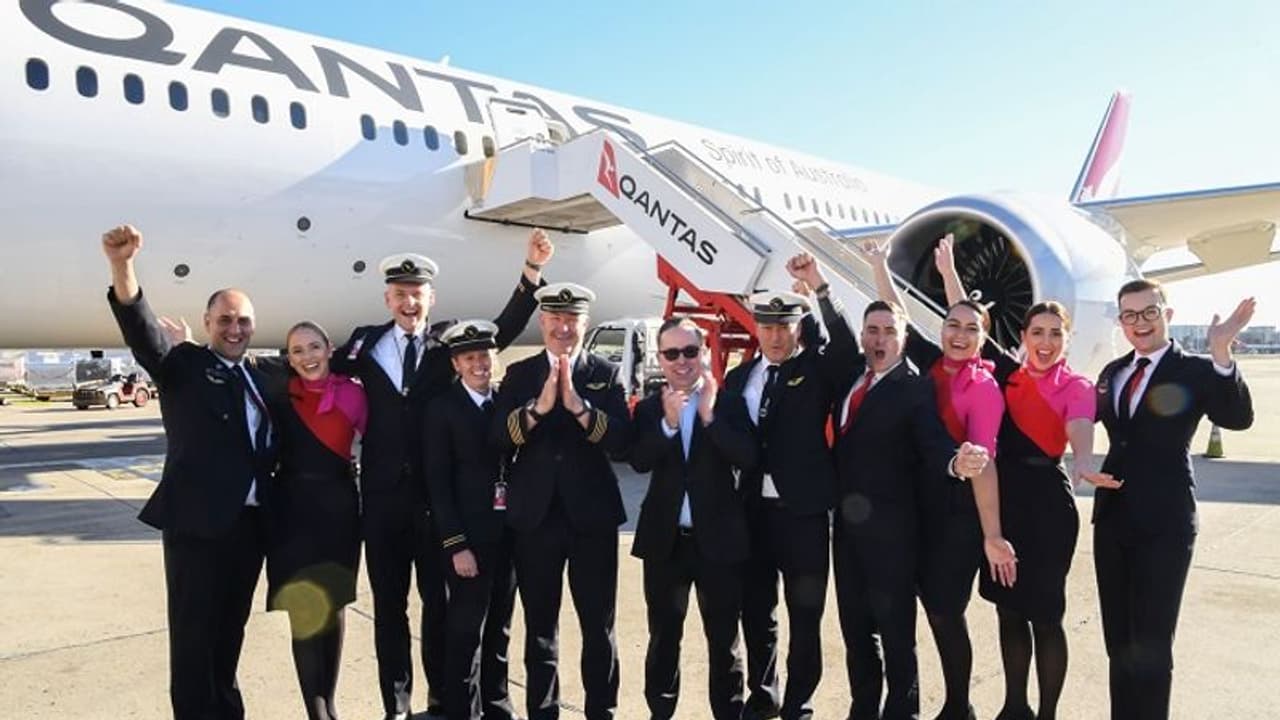 ನ್ಯೂಯಾರ್ಕ್ನಿಂದ ಸಿಡ್ನಿಗೆ 19 ಗಂಟೆ ನೇರ ವಿಮಾನ ಪ್ರಯಾಣ: ಹೊಸ ದಾಖಲೆ ನ್ಯೂಯಾರ್ಕ್ನಿಂದ ಸಿಡ್ನಿಗೆ 19 ಗಂಟೆ ನೇರ ವಿಮಾನ ಪ್ರಯಾಣ: ಹೊಸ ದಾಖಲೆ