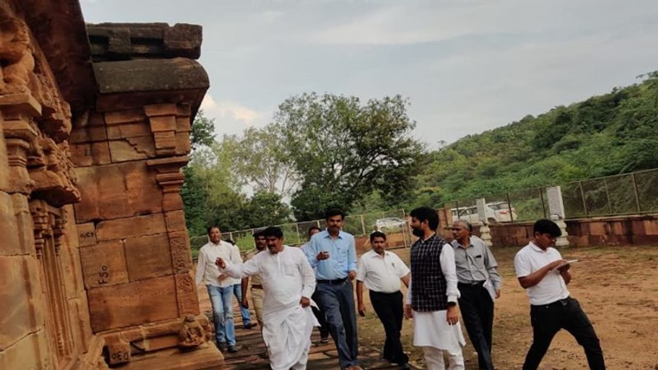 ಬಾದಾಮಿ: ಐತಿಹಾಸಿಕ ತಾಣಗಳ ಸಮಗ್ರ ಅಭಿವೃದ್ಧಿಗೆ ಯೋಜನೆ ಬಾದಾಮಿ: ಐತಿಹಾಸಿಕ ತಾಣಗಳ ಸಮಗ್ರ ಅಭಿವೃದ್ಧಿಗೆ ಯೋಜನೆ