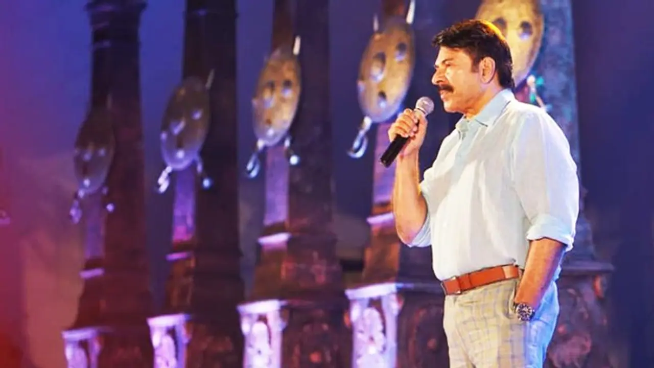 'സിനിമകളില് ഇതുവരെ കണ്ടിട്ടില്ലാത്ത പ്രതികാരങ്ങളുടെ കഥ'; 'മാമാങ്ക'ത്തെക്കുറിച്ച് മമ്മൂട്ടി 'സിനിമകളില് ഇതുവരെ കണ്ടിട്ടില്ലാത്ത പ്രതികാരങ്ങളുടെ കഥ'; 'മാമാങ്ക'ത്തെക്കുറിച്ച് മമ്മൂട്ടി