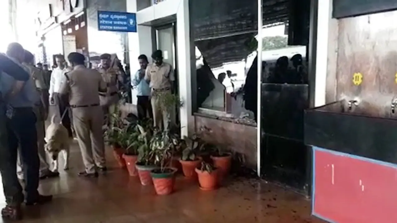 ಹುಬ್ಬಳ್ಳಿ ಸ್ಫೋಟ ಪ್ರಕರಣ: ಮಹಾರಾಷ್ಟ್ರ, ಆಂಧ್ರಕ್ಕೆ 4 ತನಿಖಾ ತಂಡ