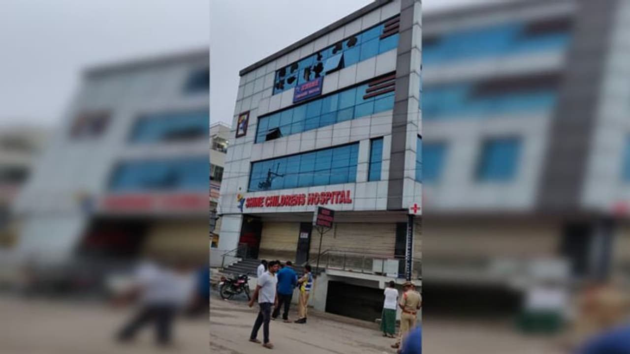 చిన్నారి మృతి.. షైన్ హాస్పిటల్ యజమాని సునీల్ అరెస్ట్