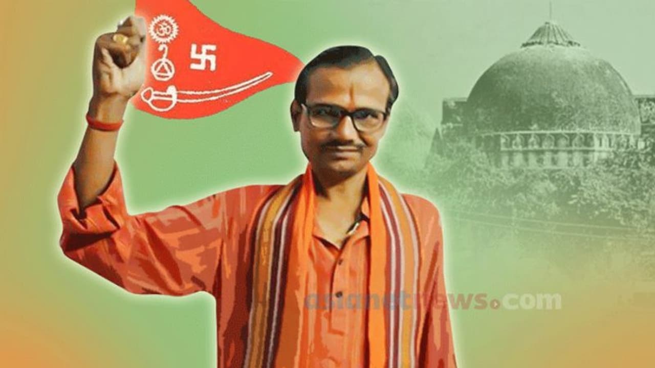 കമലേഷ് തിവാരി, ബാബ്റി മസ്ജിദ് തകർത്ത കർസേവകനിൽ നിന്ന് ഹിന്ദുമഹാസഭാ നേതാവിലേക്കുള്ള വളർച്ച കമലേഷ് തിവാരി, ബാബ്റി മസ്ജിദ് തകർത്ത കർസേവകനിൽ നിന്ന് ഹിന്ദുമഹാസഭാ നേതാവിലേക്കുള്ള വളർച്ച