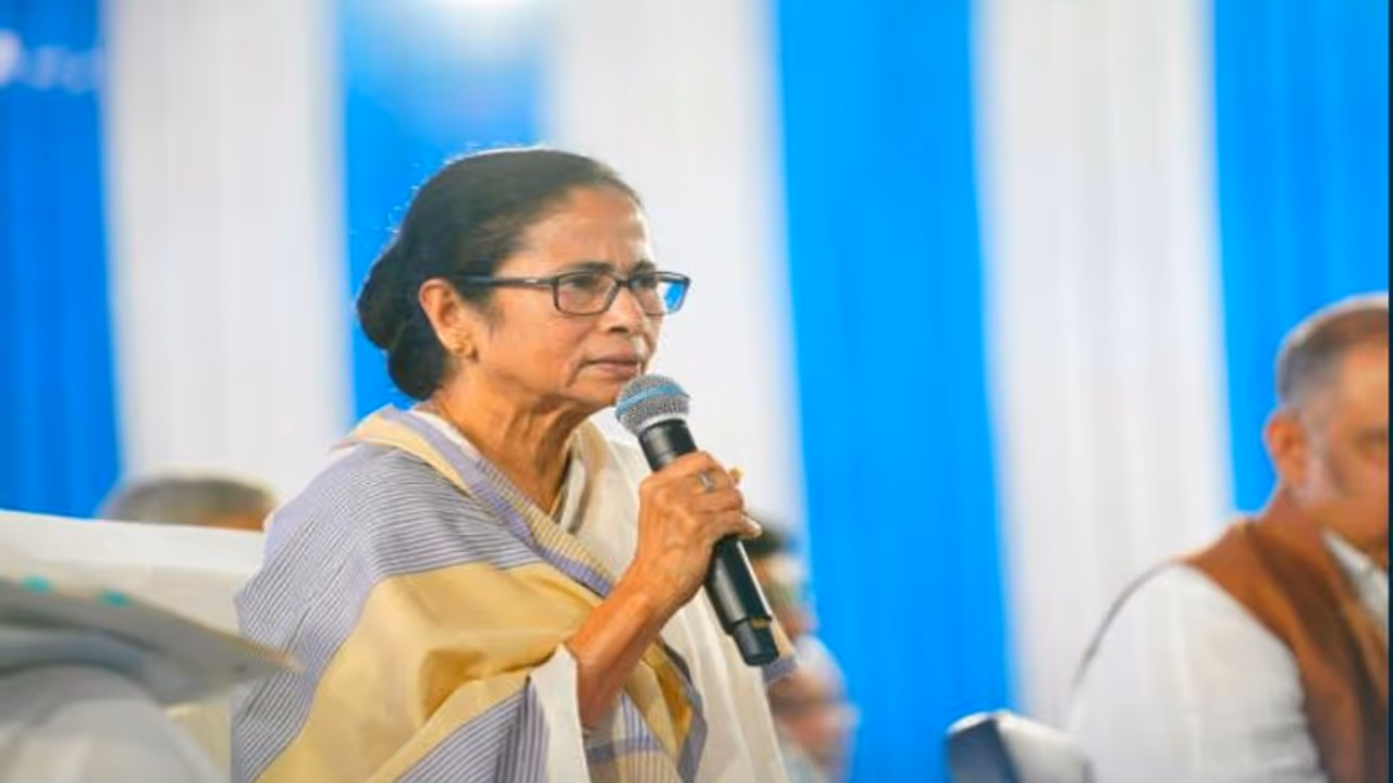 করোনা বাজারে স্বাস্থ্য়সেবক নেবে রাজ্য় সরকার, মিলবে ভাতা করোনা বাজারে স্বাস্থ্য়সেবক নেবে রাজ্য় সরকার, মিলবে ভাতা