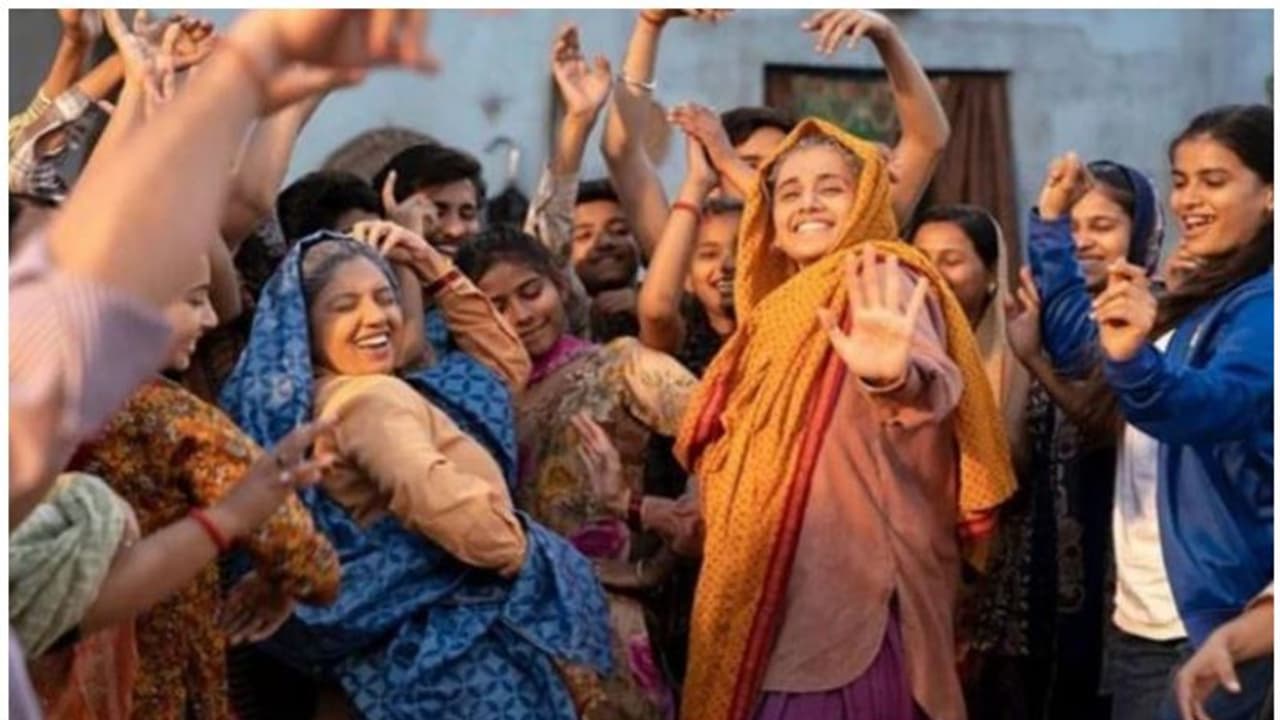 തപ്സിയുടെ സാൻഡ് കി ആങ്കിന് നികുതി ഇളവ് പ്രഖ്യാപിച്ചു തപ്സിയുടെ സാൻഡ് കി ആങ്കിന് നികുതി ഇളവ് പ്രഖ്യാപിച്ചു