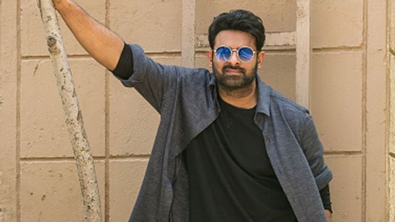 ప్రభాస్ ఫ్యాన్స్ కు మండి..బ్యాన్ కై డిమాండ్,దిగివచ్చి రిప్లై ప్రభాస్ ఫ్యాన్స్ కు మండి..బ్యాన్ కై డిమాండ్,దిగివచ్చి రిప్లై