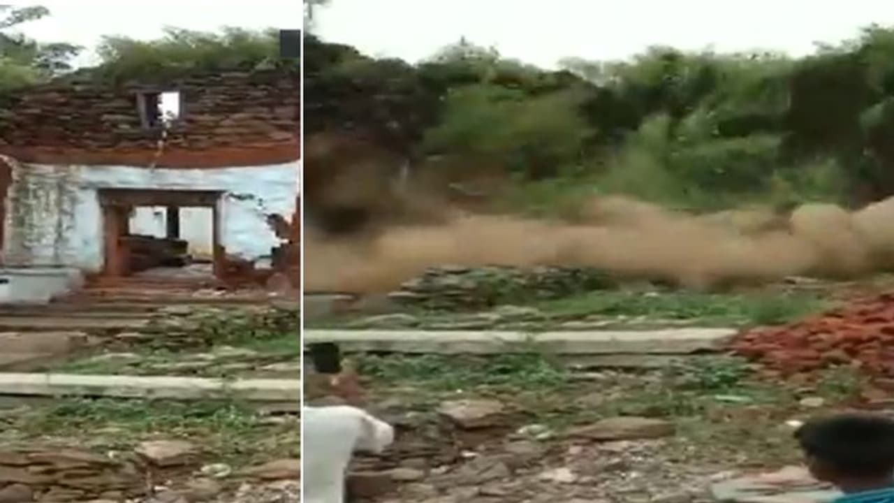 Karnataka floods: 4 ADGPI, 6 NDRF teams deployed to intensify relief operations Karnataka floods: 4 ADGPI, 6 NDRF teams deployed to intensify relief operations