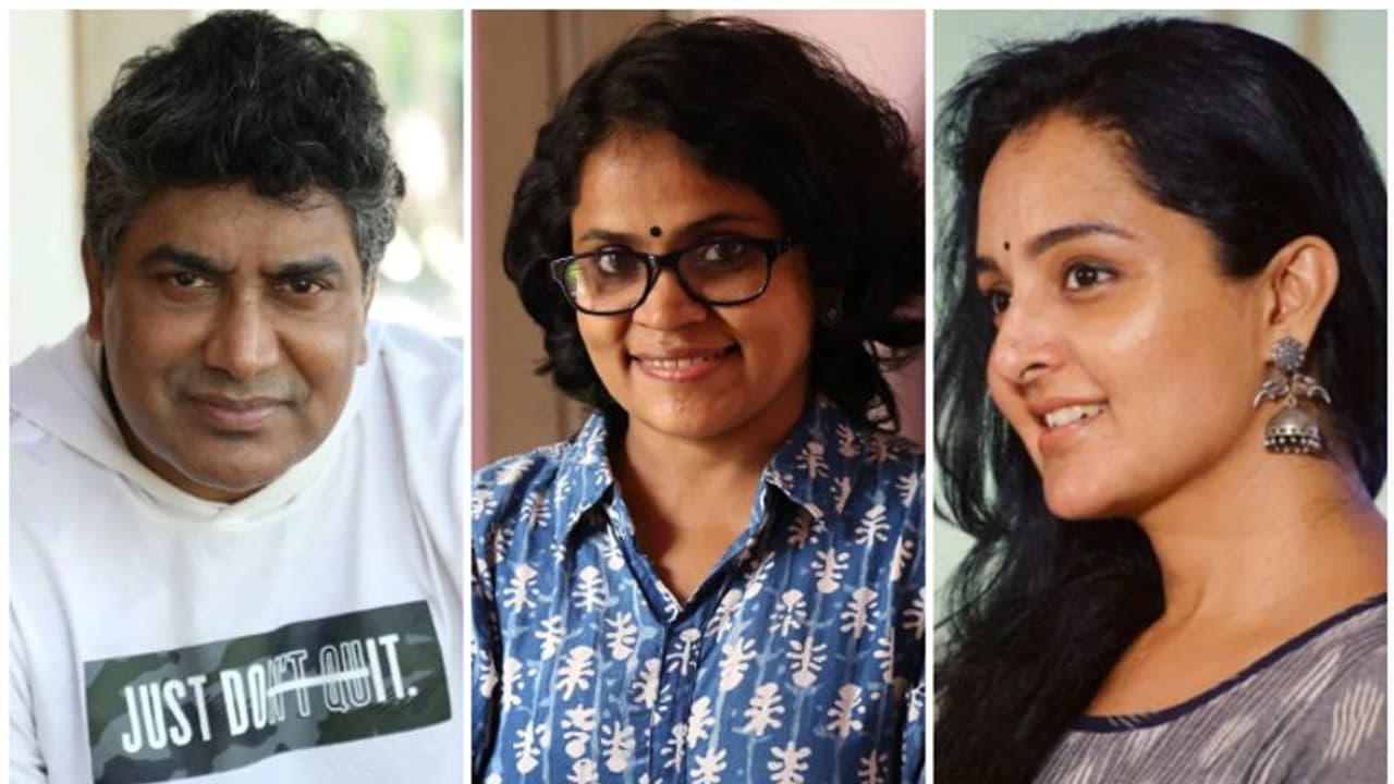 ശ്രീകുമാര് മേനോന്റേത് ഫ്യൂഡൽ ദാർഷ്ട്യം; മഞ്ജുവിന് പിന്തുണയുമായി വിധു വിന്സെന്റ് ശ്രീകുമാര് മേനോന്റേത് ഫ്യൂഡൽ ദാർഷ്ട്യം; മഞ്ജുവിന് പിന്തുണയുമായി വിധു വിന്സെന്റ്