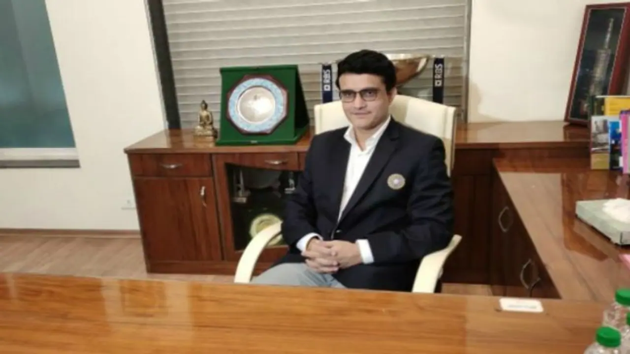 బీసీసీఐ అధ్యక్షుడిగా గంగూలీ ధరించిన బ్లేజర్ ప్రత్యేకత ఇదే.. బీసీసీఐ అధ్యక్షుడిగా గంగూలీ ధరించిన బ్లేజర్ ప్రత్యేకత ఇదే..