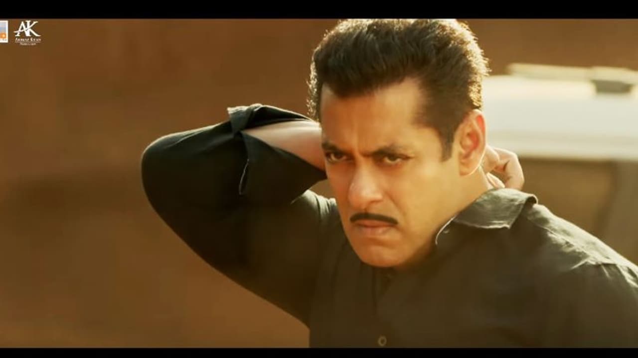 Dabangg completes ten years : Fans trend Salman Khan on social media Dabangg completes ten years : Fans trend Salman Khan on social media