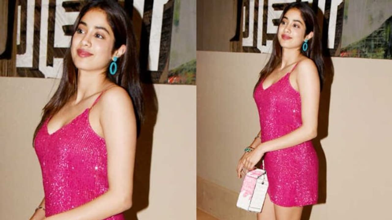 പിങ്ക് മിനി ഡ്രസ്സില്‍ ഗ്ലാമറസായി ജാന്‍വി കപൂര്‍