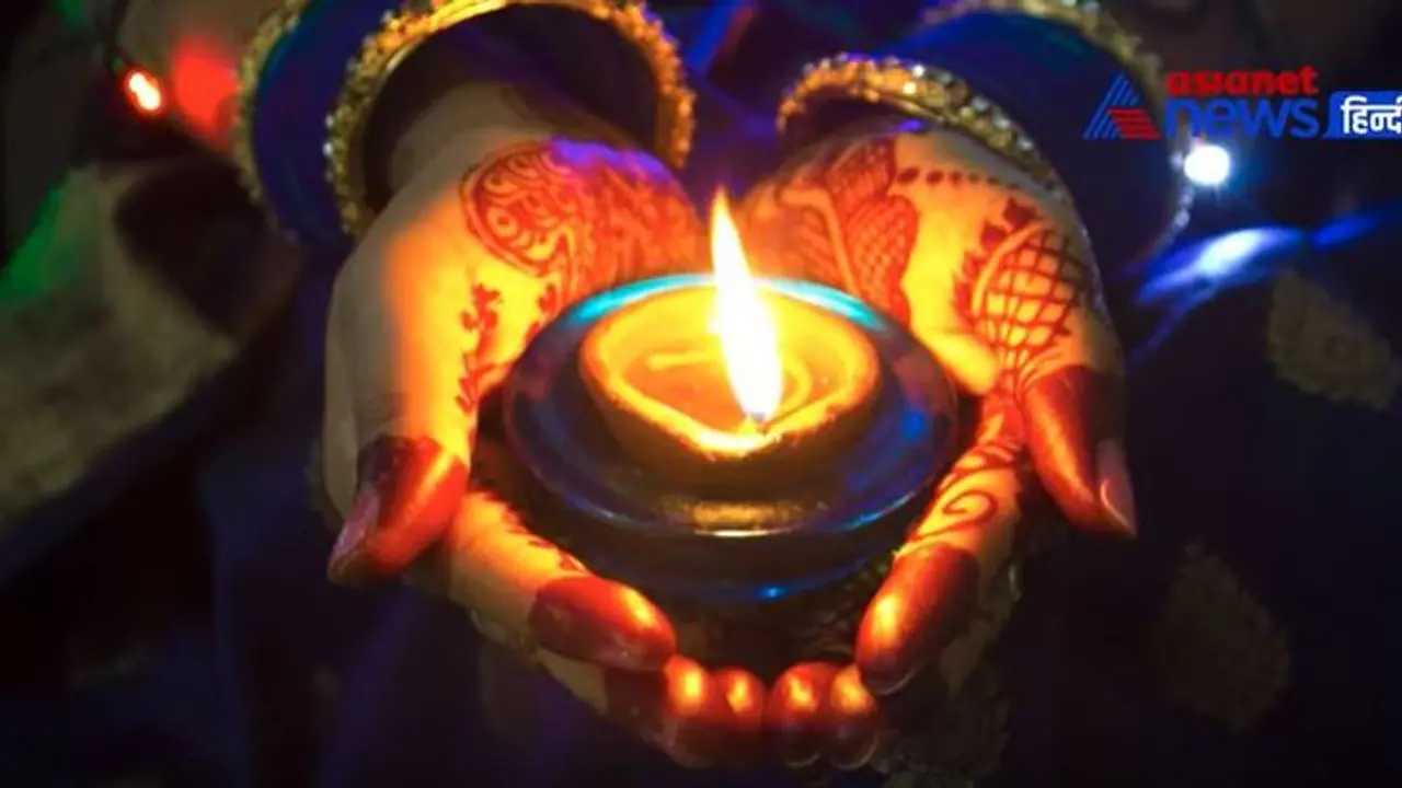 इन 4 गांव में करवा चौथ का व्रत रखते ही सुहागिनें हो जाती हैं विधवा! लोग मानते हैं इसे 'शापित त्योहार' इन 4 गांव में करवा चौथ का व्रत रखते ही सुहागिनें हो जाती हैं विधवा! लोग मानते हैं इसे 'शापित त्योहार'