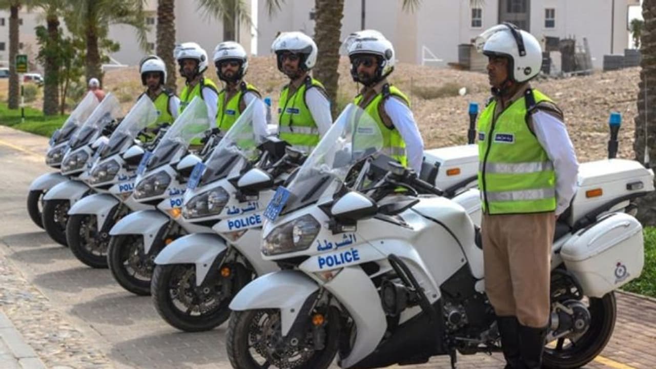 ശുറാ തിരഞ്ഞെടുപ്പ്: ഒമാനില് തിരിച്ചറിയൽ കാർഡ് വിതരണം താൽക്കാലികമായി നിർത്തിവയ്ക്കും ശുറാ തിരഞ്ഞെടുപ്പ്: ഒമാനില് തിരിച്ചറിയൽ കാർഡ് വിതരണം താൽക്കാലികമായി നിർത്തിവയ്ക്കും