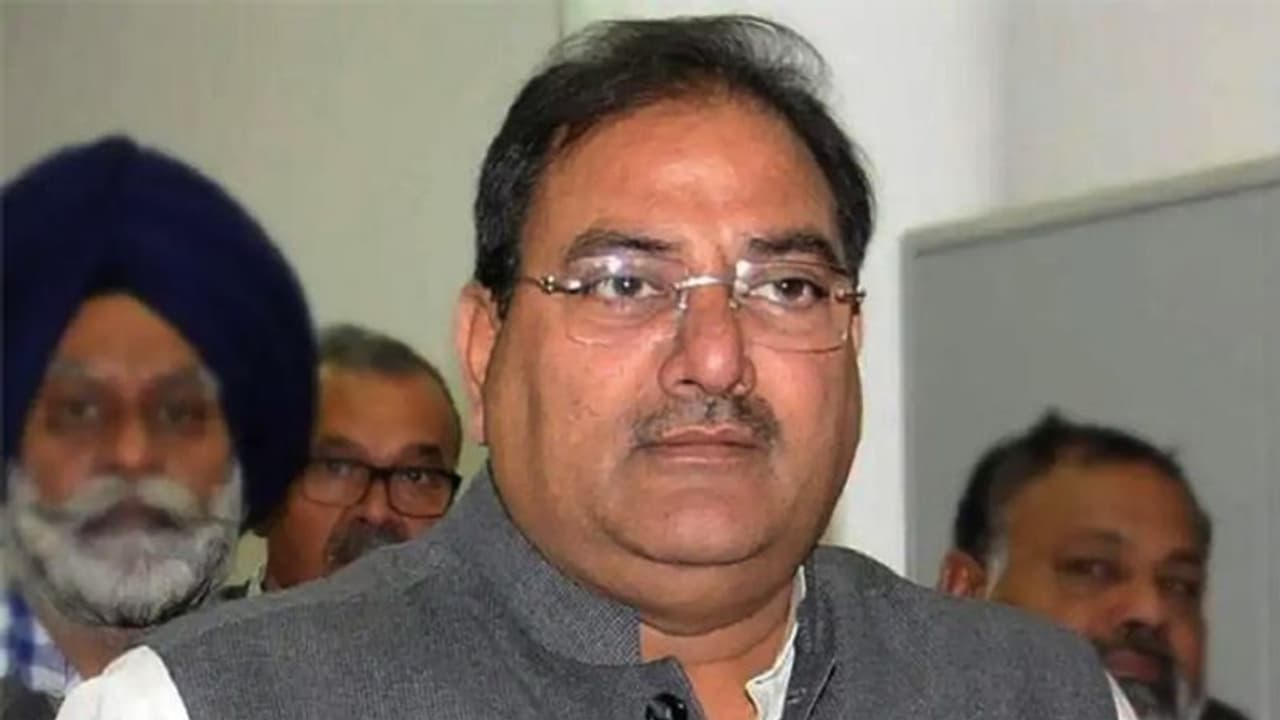 കാര്ഷിക നിയമത്തില് പ്രതിഷേധം: അഭയ് സിംഗ് ചൗട്ടാല എംഎല്എ സ്ഥാനം രാജിവെച്ചു കാര്ഷിക നിയമത്തില് പ്രതിഷേധം: അഭയ് സിംഗ് ചൗട്ടാല എംഎല്എ സ്ഥാനം രാജിവെച്ചു