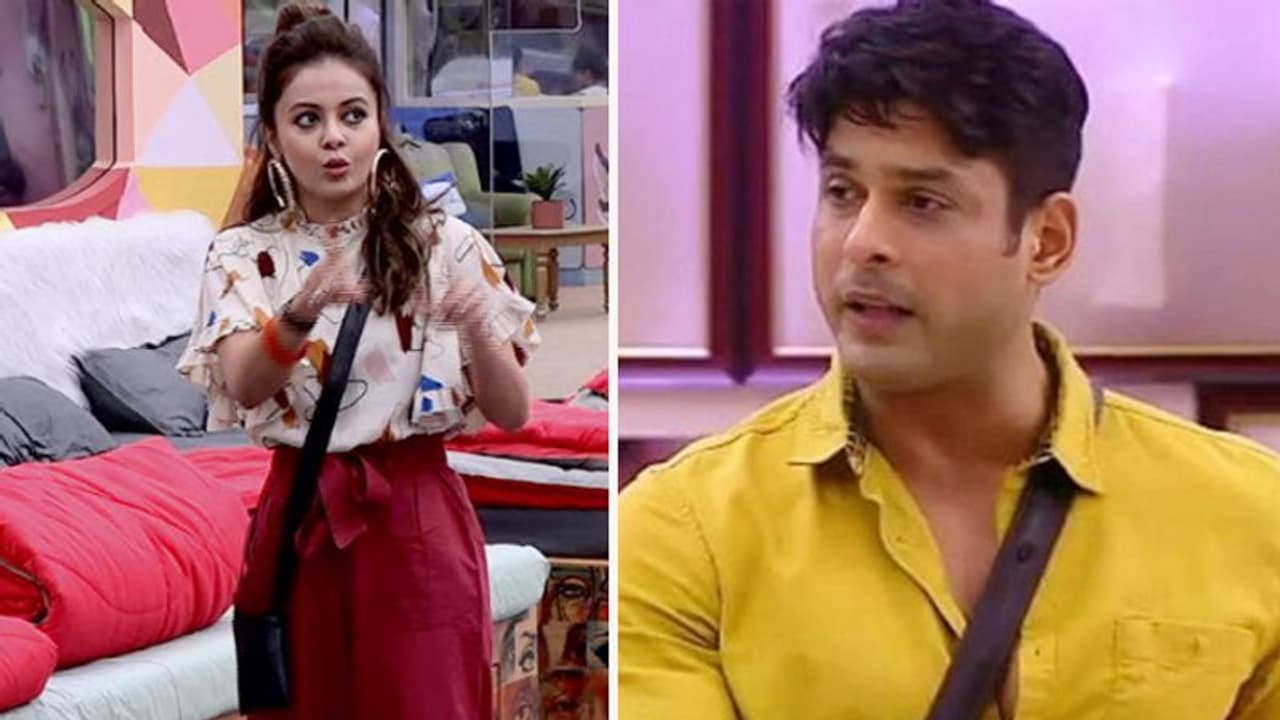 'पंजाब की कटरीना' से विवाद के बाद अब 'गोपी बहू' ने दी सिद्धार्थ शुक्ला को धमकी, कही ये बात 'पंजाब की कटरीना' से विवाद के बाद अब 'गोपी बहू' ने दी सिद्धार्थ शुक्ला को धमकी, कही ये बात