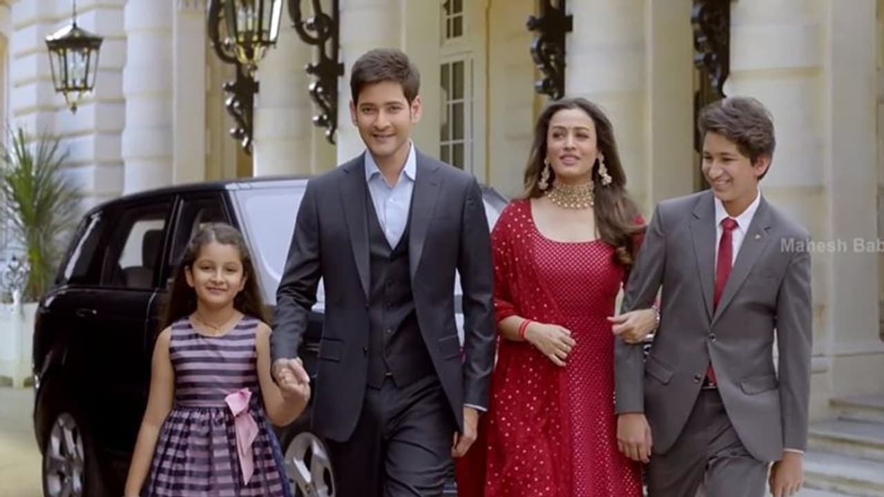 Mahesh Babu: మహేష్ మరీ ఇంత కమర్షియలా?.. ఏకంగా ఫ్యామిలీని దించేశాడు!