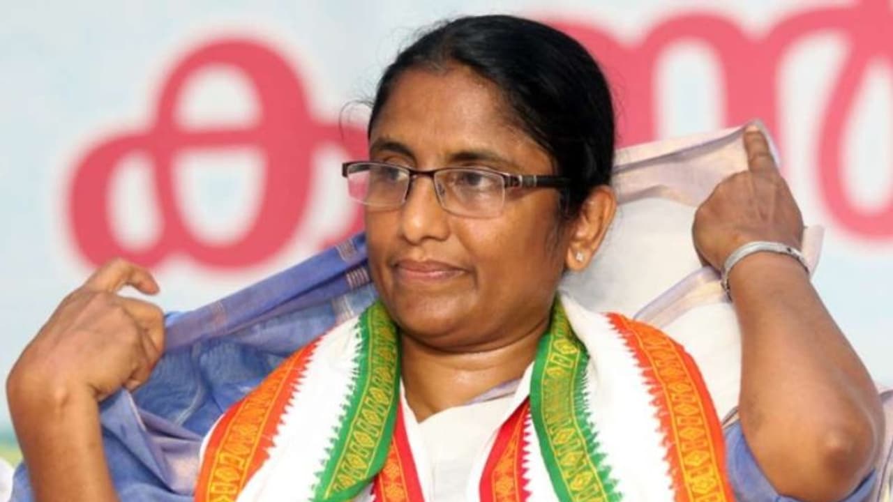 കാത്തിരുന്ന് കാത്തിരുന്ന് ഒടുവിലൊരു വിജയം, ഇടത് കോട്ട തകർത്ത് ഷാനിമോൾ