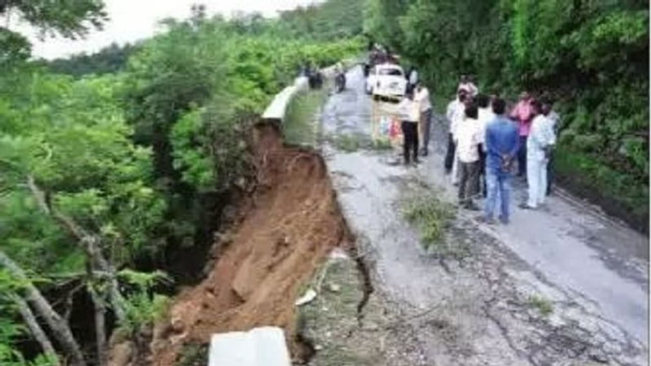 ವ್ಯೂವ್ ಪಾಯಿಂಟ್ ನಂದಿ ರಸ್ತೆ ಸಂಚಾರ ಬಂದ್ ವ್ಯೂವ್ ಪಾಯಿಂಟ್ ನಂದಿ ರಸ್ತೆ ಸಂಚಾರ ಬಂದ್