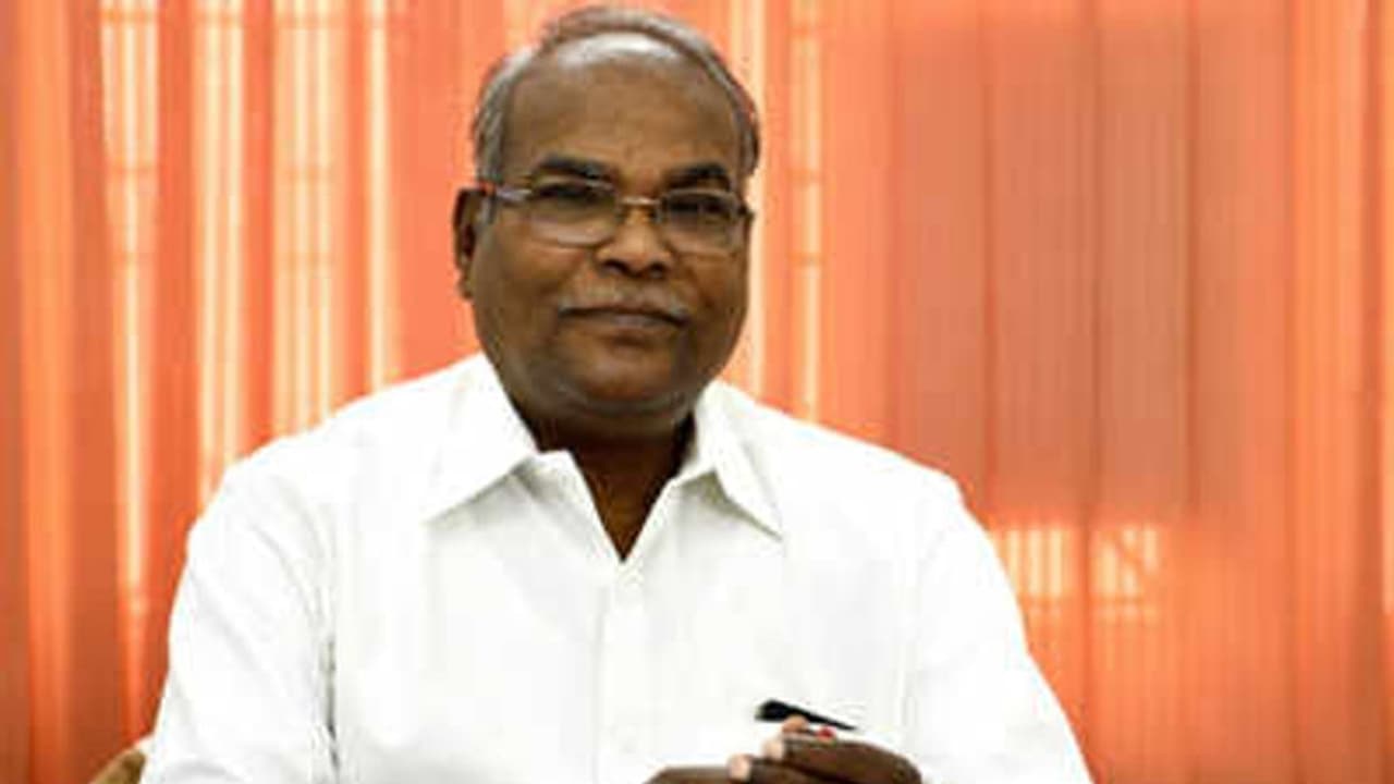 கம்யூனிஸ்டுகளுக்கு இதுவும் வேண்டும் இன்னமும் வேண்டும்.. கடைசி நேரத்தில் கழுத்தறுக்கும் திமுக. கம்யூனிஸ்டுகளுக்கு இதுவும் வேண்டும் இன்னமும் வேண்டும்.. கடைசி நேரத்தில் கழுத்தறுக்கும் திமுக.