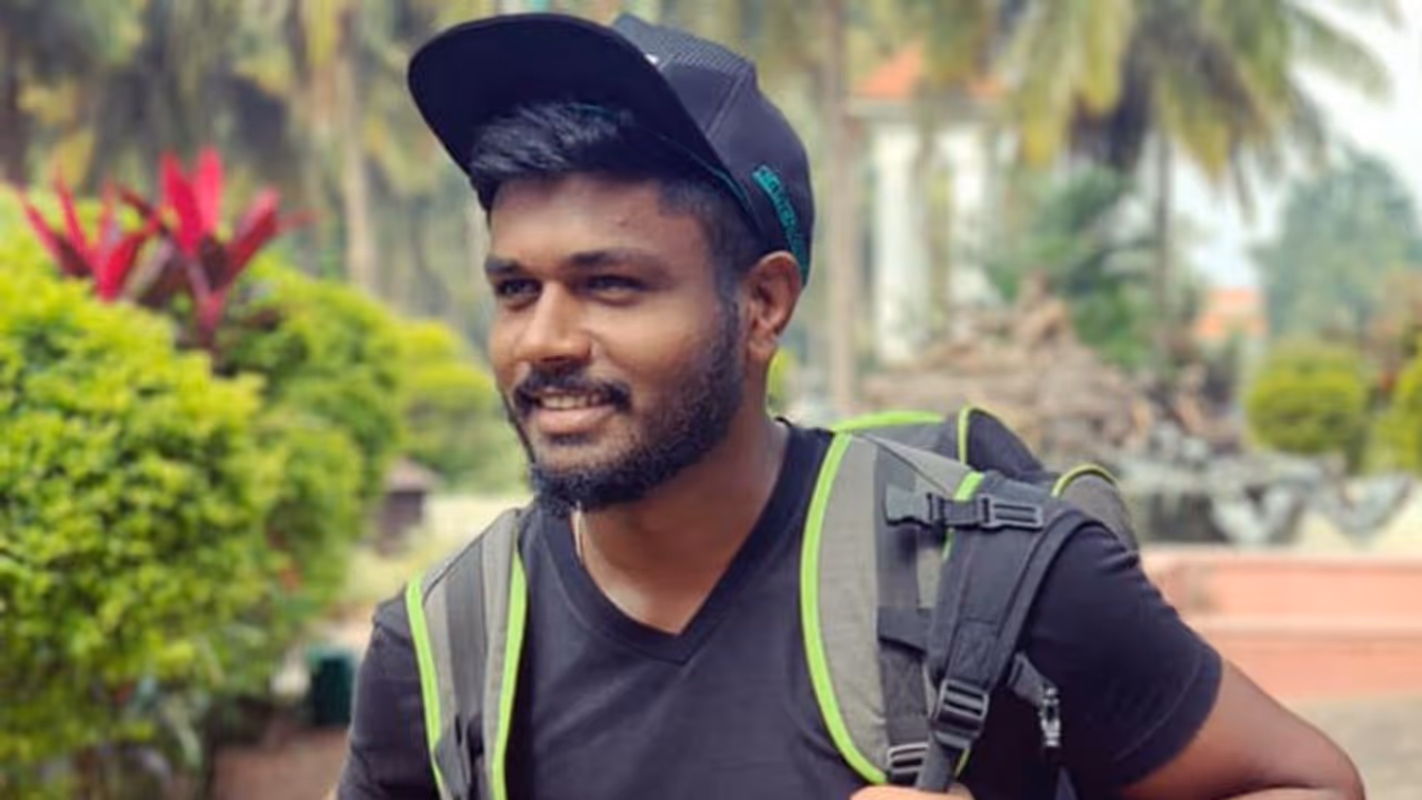 জাতীয় দলের জার্সি গায়ে টি২০ বিশ্বকাপ জেতাই পাখির চোখ সঞ্জু স্যামসনের