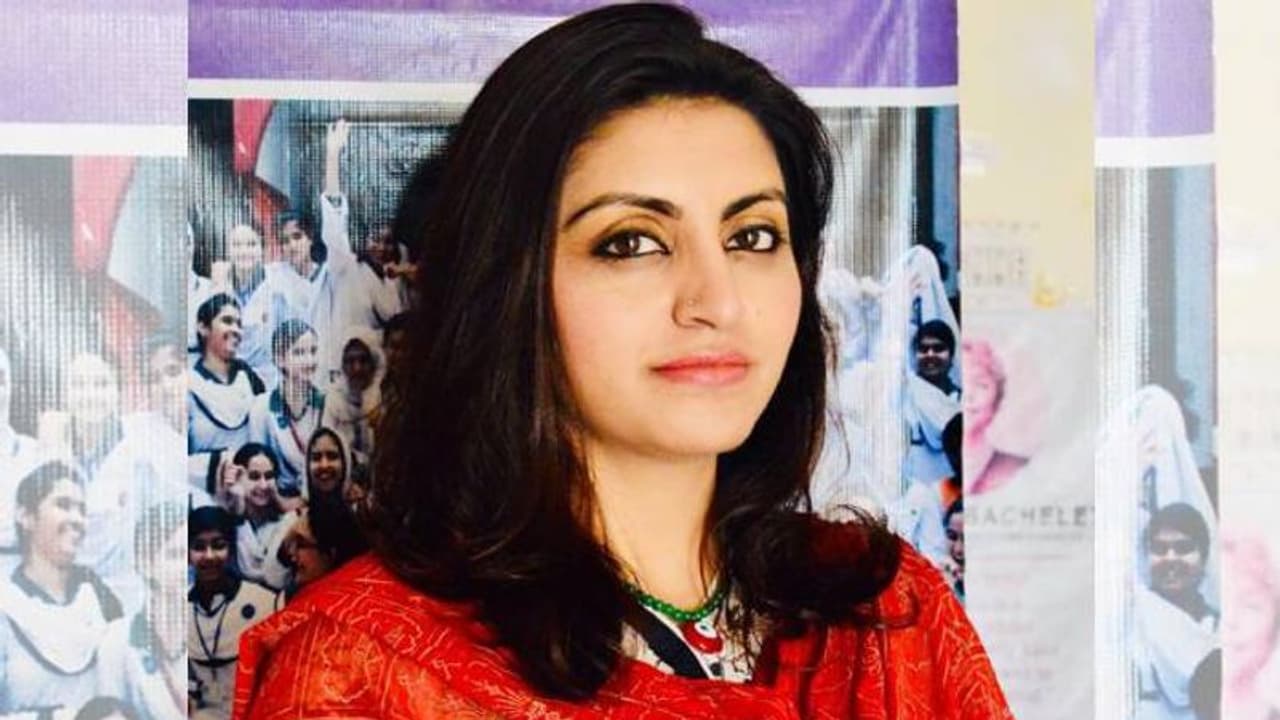 പാക് സൈന്യത്തിനെതിരെ ശബ്ദമുയർത്തി; ഗുലാലായിയുടെ പിതാവ് തടങ്കലിൽ, ആശങ്കയറിയിച്ച് അമേരിക്ക പാക് സൈന്യത്തിനെതിരെ ശബ്ദമുയർത്തി; ഗുലാലായിയുടെ പിതാവ് തടങ്കലിൽ, ആശങ്കയറിയിച്ച് അമേരിക്ക