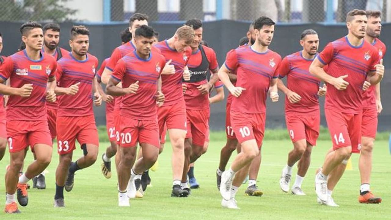 ঘরের মাঠে ‘দর্শক’ চিন্তায় হাভাস, যুবভারতীতে এটিকের সামনে নিজামের শহর