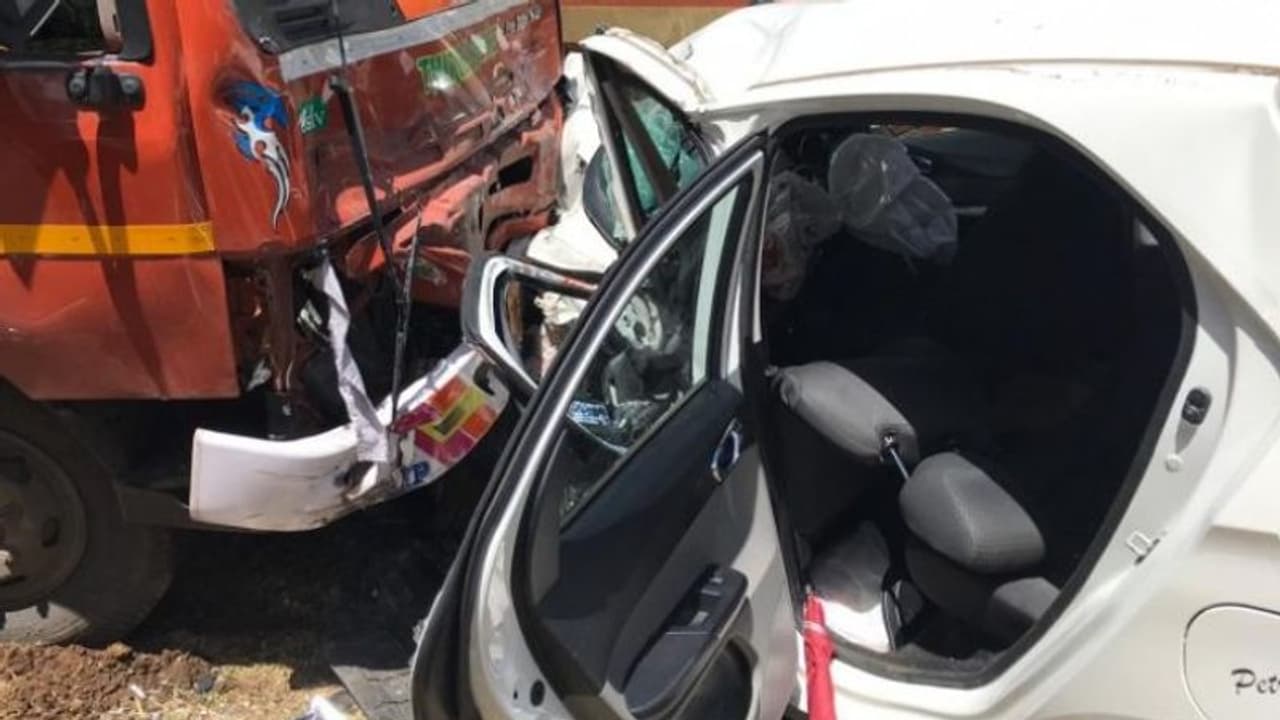 കാഞ്ഞിരപ്പള്ളിയിൽ കാറും ലോറിയും ബൈക്കും കൂട്ടിയിടിച്ച് മൂന്ന് പേർ മരിച്ചു