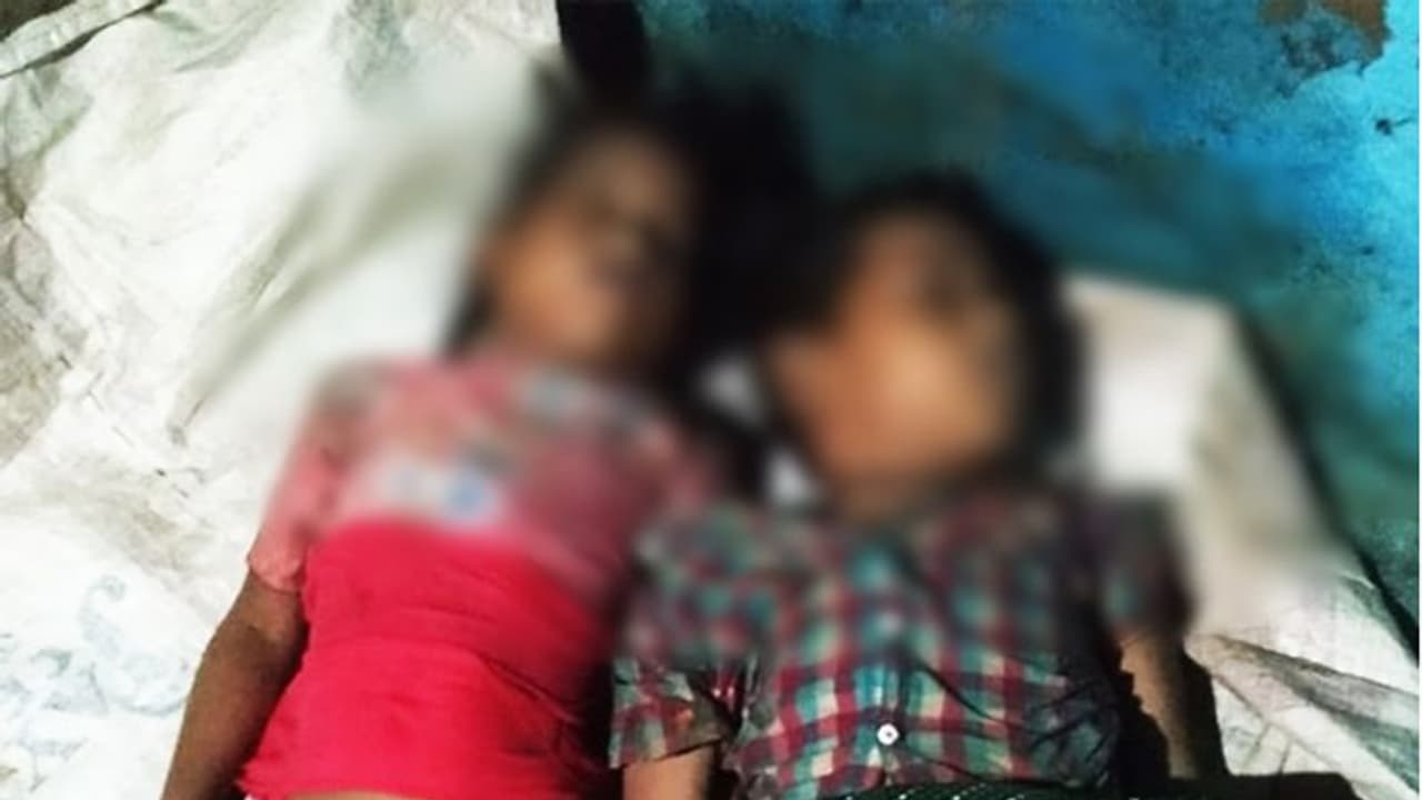 काश! मां इन दोनों से भी प्यार करती और अपने साथ नानी के घर ले जाती काश! मां इन दोनों से भी प्यार करती और अपने साथ नानी के घर ले जाती