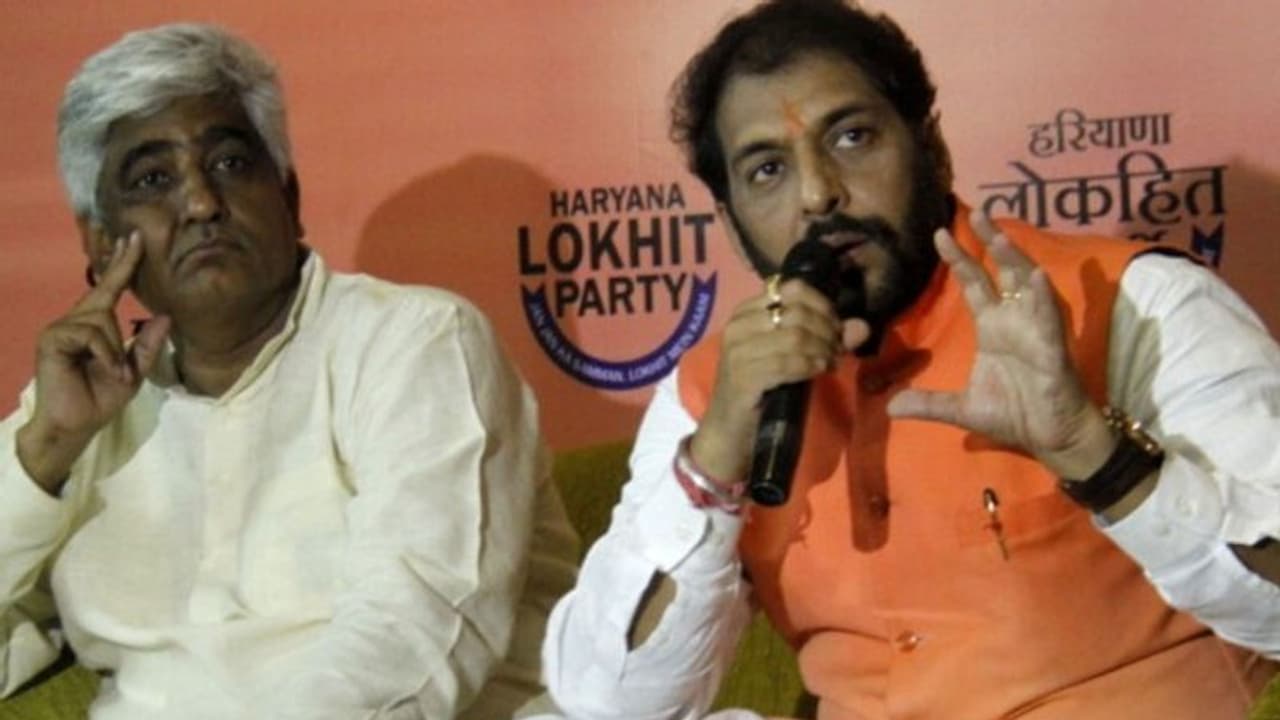 গীতিকা রহস্য হত্যায় সমস্ত প্রমাণ ধ্বংস করে দেবে গোপাল, আতঙ্কে পরিবার গীতিকা রহস্য হত্যায় সমস্ত প্রমাণ ধ্বংস করে দেবে গোপাল, আতঙ্কে পরিবার