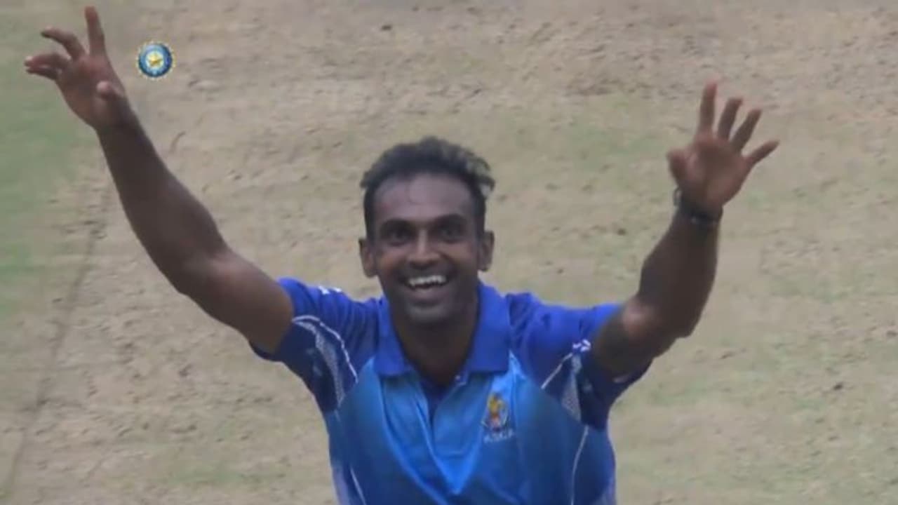 Vijay Hazare Trophy final: Birthday boy Abhimanyu Mithun takes hat trick as Karnataka win title