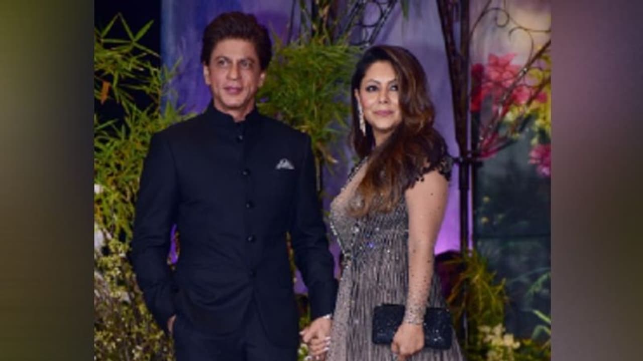 ಕಿಂಗ್ ಖಾನ್ ಸಮಯಪ್ರಜ್ಞೆ, ಐಶ್ವರ್ಯಾ ರೈ ಮ್ಯಾನೇಜರ್ ಪ್ರಾಣ ಕಾಪಾಡಿದ ಶಾರುಖ್ ಕಿಂಗ್ ಖಾನ್ ಸಮಯಪ್ರಜ್ಞೆ, ಐಶ್ವರ್ಯಾ ರೈ ಮ್ಯಾನೇಜರ್ ಪ್ರಾಣ ಕಾಪಾಡಿದ ಶಾರುಖ್